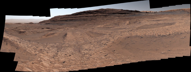 Η ροβόλα Curiosity της NASA εντόπισε μια περίεργη «σπαράγγι» στο εδάφη του Άρη, που προηγουμένως καταγράφονταν μόνο από αεροπορικές εικόνες ενός τροχιακού όργανα.
