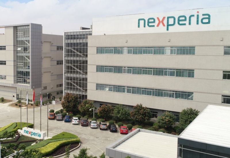Η Wingtech από την Κίνα απαιτεί από τη Nexperia να καταβάλει 1,18 milliárdia δολάρια στη δικαιοσύνη.