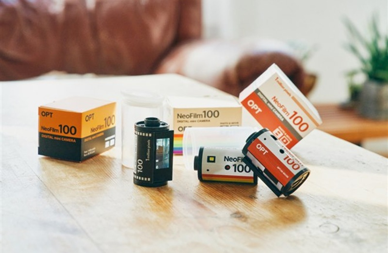 Η Ιαπωνία παρουσιάζει την ψηφιακή κάμερα-κλειδί OPT100 Neo Film σε μορφή σπειράκτου 35‑mm φιλμ