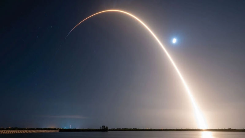 Η SpaceX κατηγόρησε την εκτόξευση των ανταγωνιστικών δορυφόρων Amazon Leo για αύξηση του κινδύνου συγκρούσεων