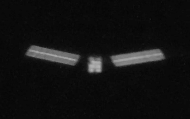 Το δορυφόρος Starlink έπεσε στο διάστημα, αλλά η «εικόνα» του πριν την συγκρούση παραμείνει άφθαρτη
