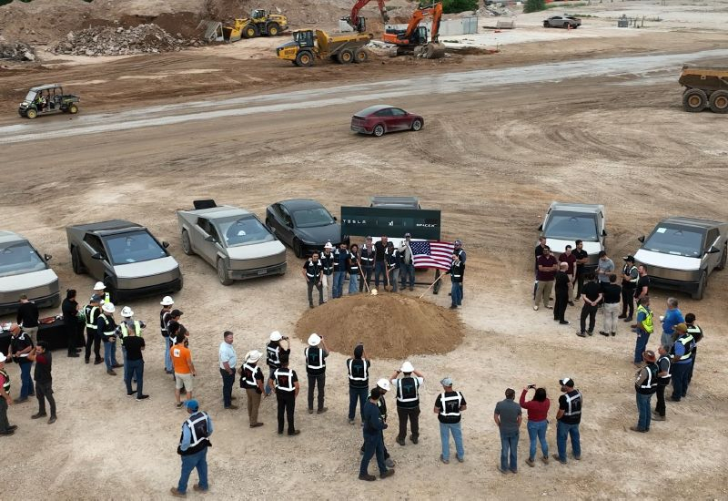 Η έσοδα της Tesla για το πρώτο τρίμηνο αυξήθηκαν κατά 16 %, αλλά παραμείναν κάτω από τις αγοραστικές προβλέψεις