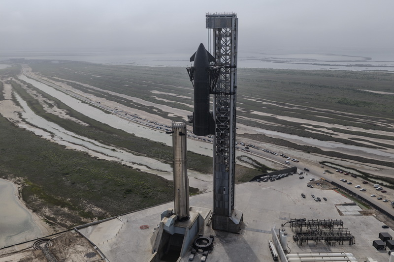 Η SpaceX έθεσε την εκτόξευση της τεράστιας πυραύλου Starship V3 στις 21 Μαΐου