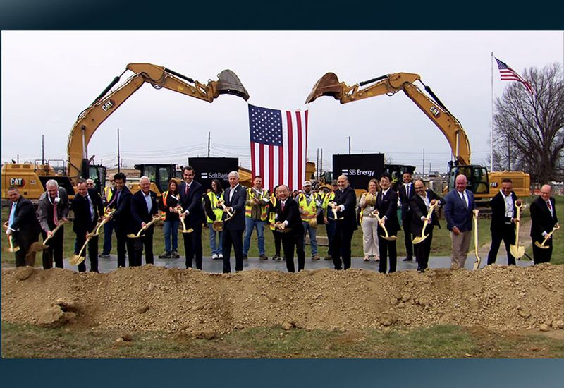 Η SoftBank βυθίζεται ολοένα και περισσότερο σε ένα δισεκατομμυριούχες χρέωση, θέτοντας την τεχνητή νοημοσύνη ως βασικό παράγοντα ανάπτυξης