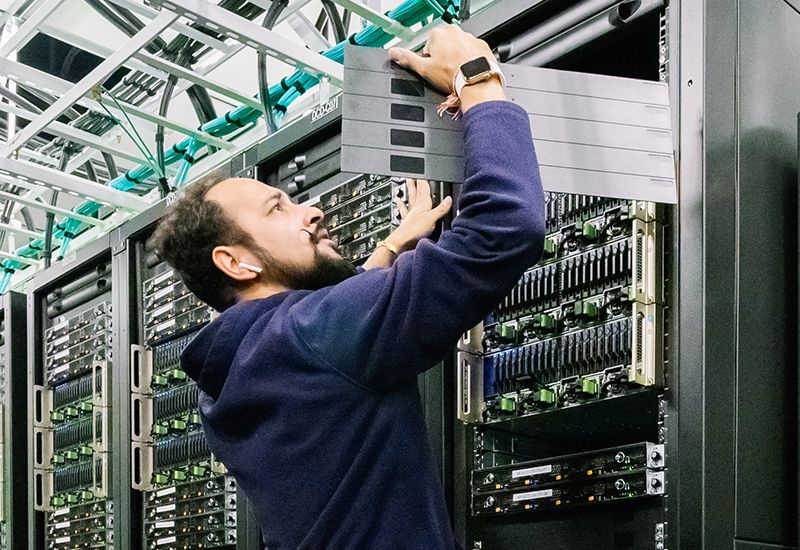 Οι μετοχές της Nvidia έφτασαν στο υψηλότερο σημείο τους και το ισχυρό τριμηνιαίο αποτέλεσμα θα εξασθενίσει ελαφρώς την αύξηση, αν εντελώς υπάρξει.