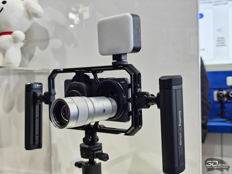 Η Vivo παρουσίασε το smartphone X300 Ultra με αναβαθμισμένο κάμερα και υπόσχεται να το κάνει διαθέσιμο εκτός Κίνας