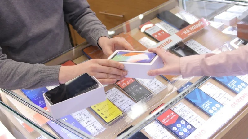 Η ζήτηση για smartphones σε όλο τον κόσμο αυξήθηκε κατά 1 % στο πρώτο τρίμηνο του 2026