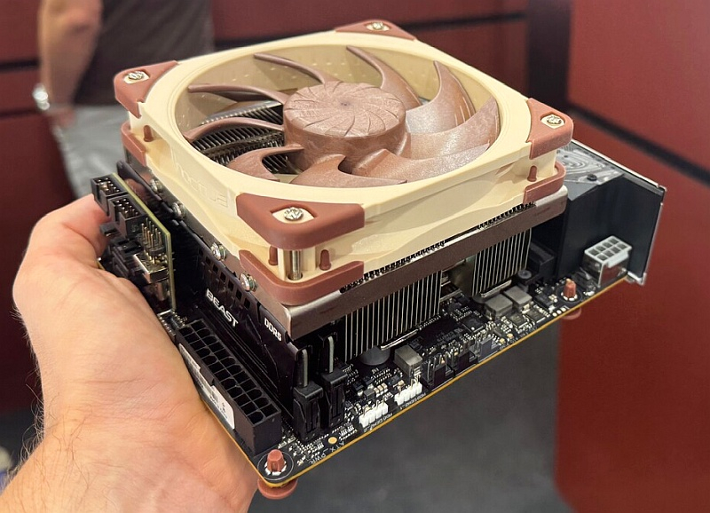 Η Noctua παρουσίασε έναν συμπαγή, ισχυρό κλιματιστικό για AM5 με πλήρη ανεμιστήρα 120 mm.