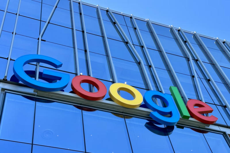 Η Google ενίσχυσε τις λειτουργίες του Gemini στα Έγγραφα, τα Φύλλα Εργασίας, τις Παρουσιάσεις και το Drive