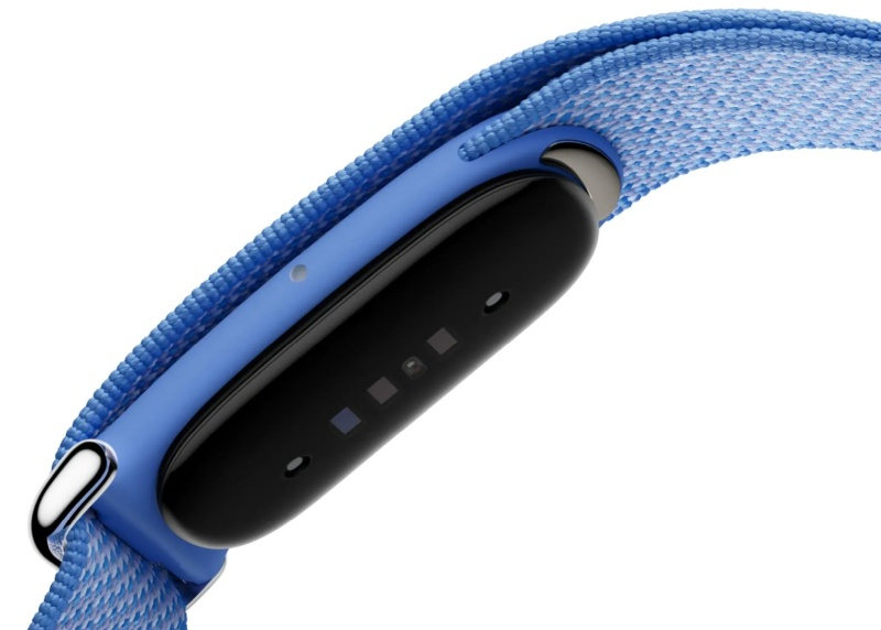 Η Google παρουσίασε το Fitbit Air – έναν ελαφρύ fitness tracker χωρίς οθόνη, με κόστος 99 $, και συνεχόμενη παρακολούθηση της δραστηριότητας του χρήστη.