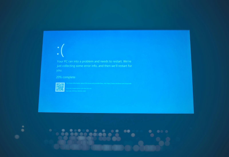 Η ενημέρωση του Dell SupportAssist προκάλεσε μαζικές μπλε οθόνες και ατελείωτες επανεκκινήσεις των φορητών υπολογιστών