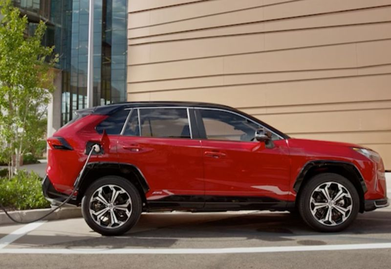 Η έρευνα έδειξε ότι τα υβριδικά με επαναφόρτιση καταναλώνουν πολύ περισσότερο καύσιμο από ό, τι αναφέρεται.