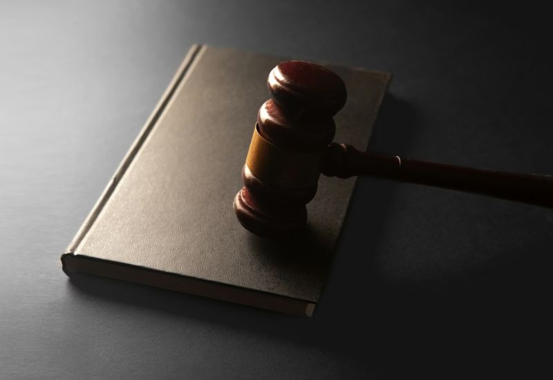 Η Υψηλή Δικαστική Αρχή των ΗΠΑ αποφάσισε ότι η τεχνητή νοημοσύνη δεν προστατεύεται από το πνευματικό δικαίωμα.